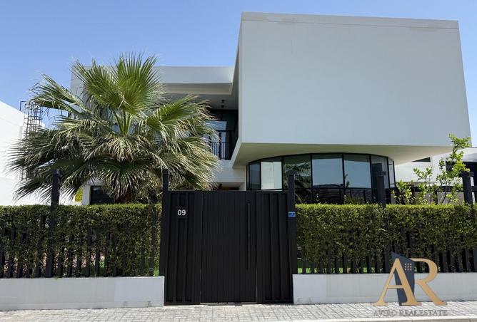 52301551 - Property Image 2