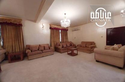 Villa - 5 Bedrooms - 4 Bathrooms for rent in Bu Kowarah - Riffa - Southern Governorate