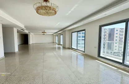 Apartment - 3 Bedrooms - 5 Bathrooms for sale in Hidd - Muharraq Governorate