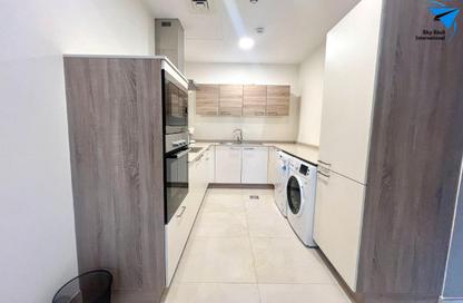 Apartment - 2 Bedrooms - 2 Bathrooms for rent in Al Juffair - Capital Governorate