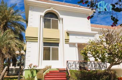 Villa - 4 Bedrooms - 5 Bathrooms for rent in Adliya - Manama - Capital Governorate