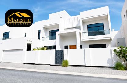Villa - 6 - 7+ for sale in Saar - Northern Governorate Villa - 6 - 7+ for sale in Saar - Northern Governorate