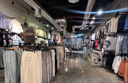 Shop - Studio - 1 Bathroom for rent in Exhibition Road - Hoora - Capital Governorate