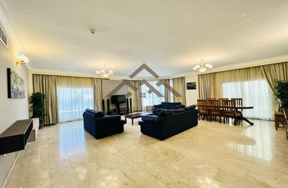 Apartment - 3 Bedrooms - 3 Bathrooms for rent in Al Juffair - Capital Governorate