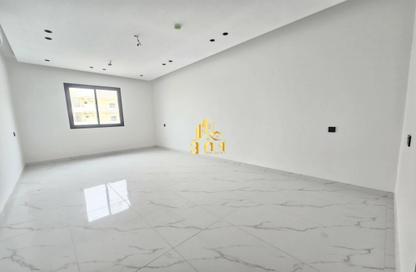 Apartment - 5 Bedrooms - 4 Bathrooms for sale in Al Bahair - Riffa - Southern Governorate