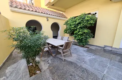 Villa - 4 Bedrooms - 4 Bathrooms for rent in Busaiteen - Muharraq Governorate Villa - 4 Bedrooms - 4 Bathrooms for rent in Busaiteen - Muharraq Governorate