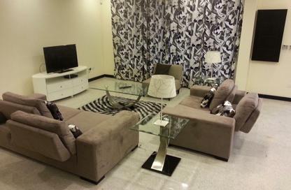 Villa - 4 Bedrooms - 4 Bathrooms for rent in Busaiteen - Muharraq Governorate