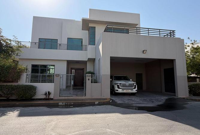 993691 - Property Image 2