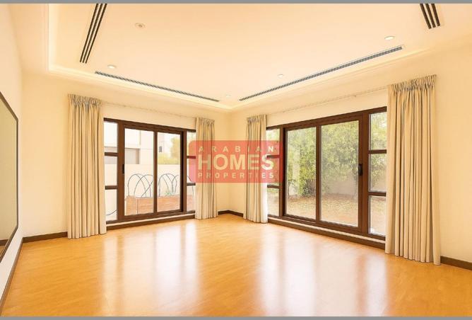 MODERN - GARDEN -WELL LIT -MAID ROOM - GOLF COURSE - Widok 3