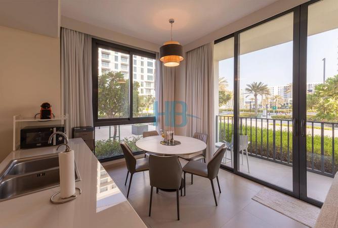 989202 - Property Image 2