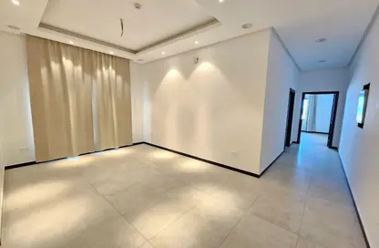 Apartment - 2 Bedrooms - 2 Bathrooms for rent in Galali - Muharraq Governorate
