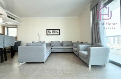 Apartment - 3 Bedrooms - 3 Bathrooms for rent in Al Juffair - Capital Governorate