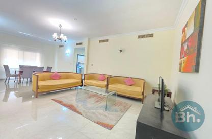 Apartment - 2 Bedrooms - 2 Bathrooms for rent in Al Juffair - Capital Governorate