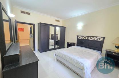 Apartment - 2 Bedrooms - 2 Bathrooms for rent in Al Juffair - Capital Governorate