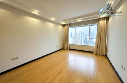 Apartment - 2 Bedrooms - 3 Bathrooms for sale in Abraj Al Lulu - Manama - Capital Governorate