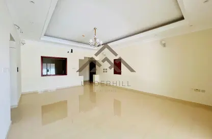 Apartment - 3 Bedrooms - 3 Bathrooms for rent in Seef - Capital Governorate