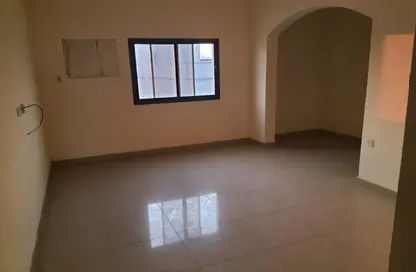 Apartment - 2 Bedrooms - 2 Bathrooms for rent in Tubli - Central Governorate