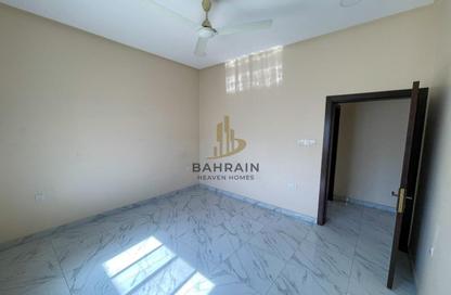 Apartment - 2 Bedrooms - 2 Bathrooms for rent in Segaya - Manama - Capital Governorate