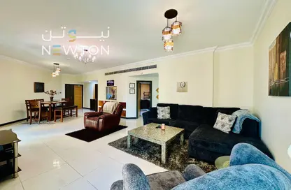 Apartment - 2 Bedrooms - 3 Bathrooms for rent in Al Juffair - Capital Governorate