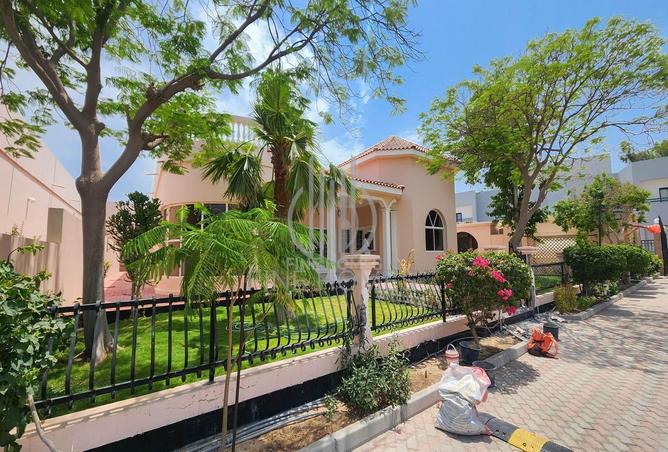 56423177 - Property Main Image