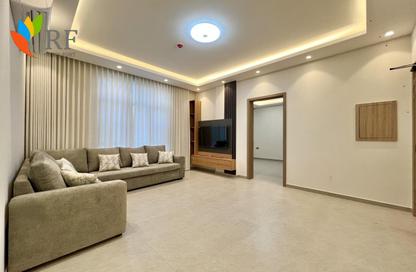 Apartment - 2 Bedrooms - 2 Bathrooms for rent in Janabiya - Northern Governorate