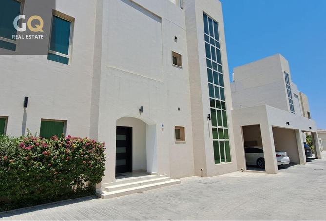 54998993 - Property Image 2