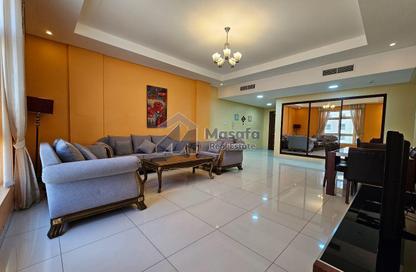Apartment - 2 Bedrooms - 3 Bathrooms for rent in Um Al Hasam - Manama - Capital Governorate