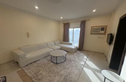Apartment - 2 Bedrooms - 2 Bathrooms for rent in Exhibition Road - Hoora - Capital Governorate