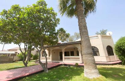 Villa - 4 Bedrooms - 4 Bathrooms for rent in Saar - Northern Governorate