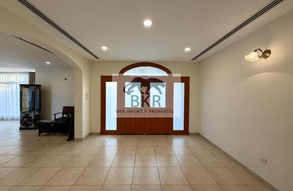 Villa - 5 Bedrooms - 6 Bathrooms for rent in Al Jasra - Northern Governorate Villa - 5 Bedrooms - 6 Bathrooms for rent in Al Jasra - Northern Governorate