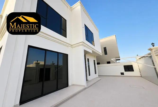54069100 - Property Image 2