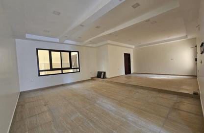 Apartment - 7 Bedrooms - 7+ Bathrooms for sale in Tubli - Central Governorate