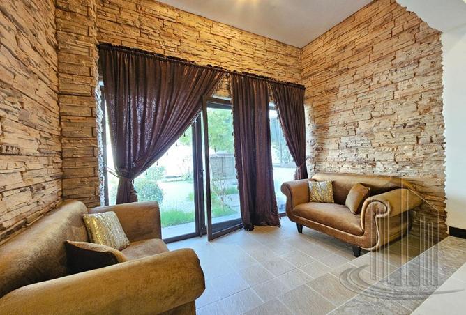 53548957 - Property Image 2