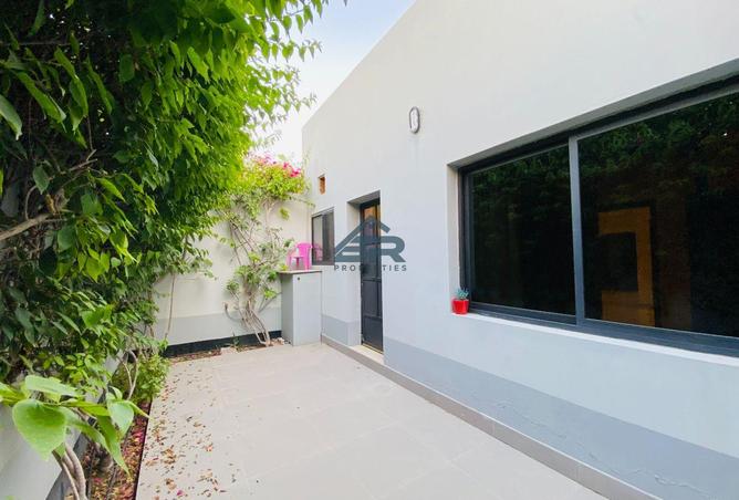 53241303 - Property Main Image
