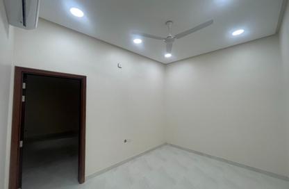 Apartment - 1 Bedroom - 1 Bathroom for rent in Tubli - Central Governorate Apartment - 1 Bedroom - 1 Bathroom for rent in Tubli - Central Governorate