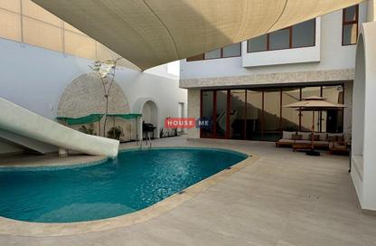 Compound - 2 Bedrooms - 4 Bathrooms for sale in Janabiya - Northern Governorate