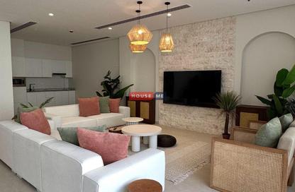 Compound - 2 Bedrooms - 4 Bathrooms for sale in Janabiya - Northern Governorate