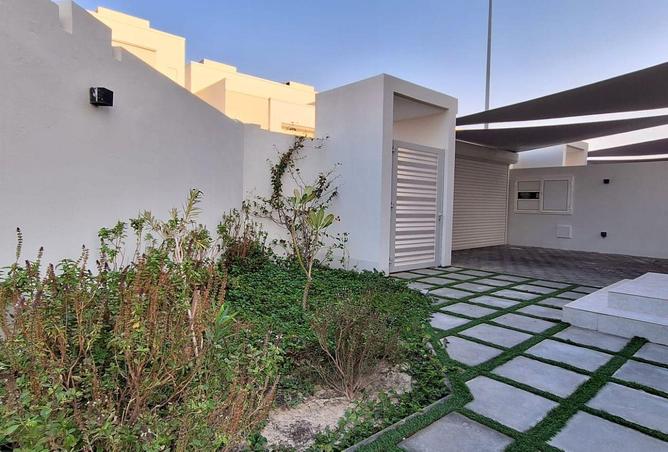 1002888 - Property Image 3