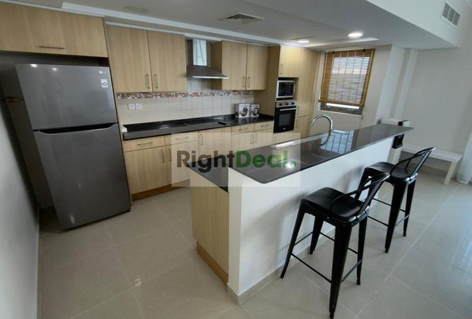 990481 - Property Image 3