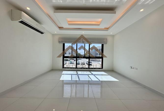 52382945 - Property Image 2