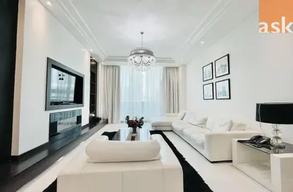 Apartment - 2 Bedrooms - 3 Bathrooms for rent in Al Juffair - Capital Governorate