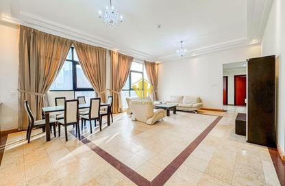 Apartment - 2 Bedrooms - 3 Bathrooms for rent in Al Juffair - Capital Governorate