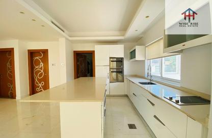 Villa - 5 Bedrooms - 6 Bathrooms for rent in Mahooz - Manama - Capital Governorate