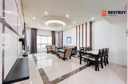 Apartment - 2 Bedrooms - 3 Bathrooms for rent in Al Juffair - Capital Governorate