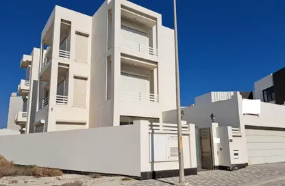 Villa - 4 Bedrooms - 7 Bathrooms for sale in Hanging Garden - Dilmunia Island - Muharraq Governorate