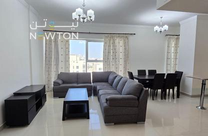 Apartment - 2 Bedrooms - 2 Bathrooms for rent in Segaya - Manama - Capital Governorate