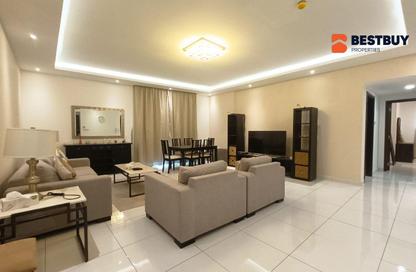 Apartment - 2 Bedrooms - 2 Bathrooms for rent in Al Juffair - Capital Governorate