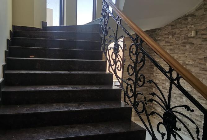 983003 - Property Image 3