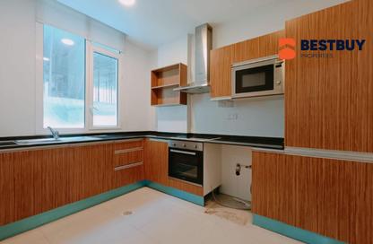 Apartment - 2 Bedrooms - 3 Bathrooms for rent in Hidd - Muharraq Governorate