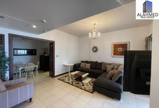 1001818 - Property Image 2